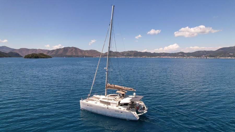 Lagoon 450 - Boatscribe.com