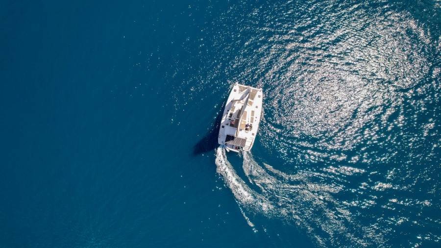 Lagoon 450 - Boatscribe.com