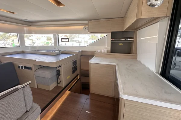 Lagoon 51 - Boatscribe.com