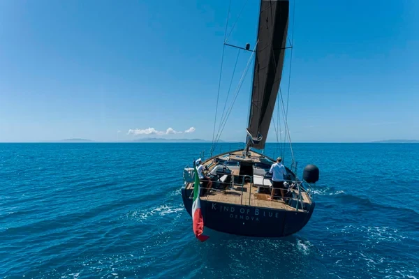 Hanse 575 - Boatscribe.com