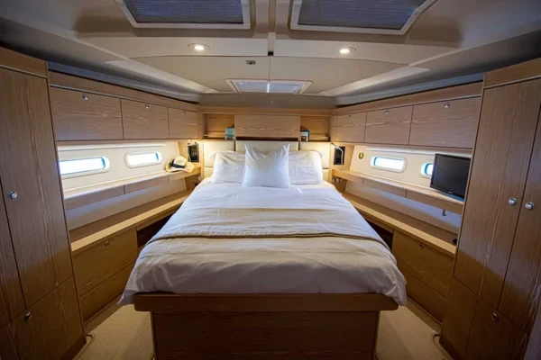 Hanse 575 - Boatscribe.com
