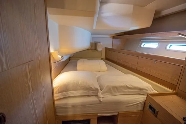 Hanse 575 - Boatscribe.com