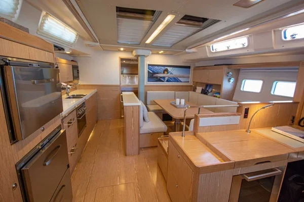 Hanse 575 - Boatscribe.com