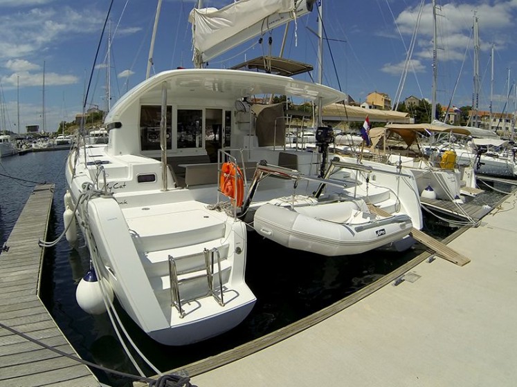 Lagoon 39 - Boatscribe.com