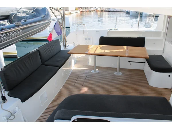 Lagoon 46 - Boatscribe.com