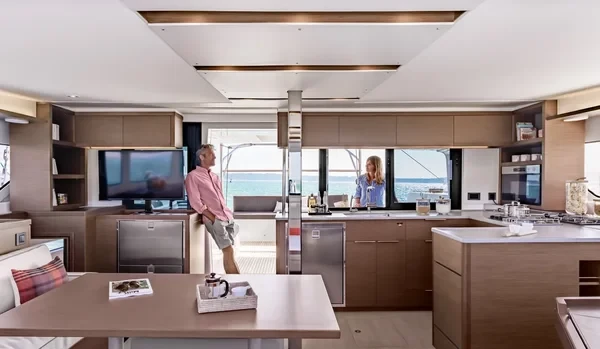 Lagoon 46 - Boatscribe.com