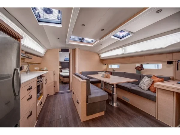 Jeanneau 54 - Boatscribe.com