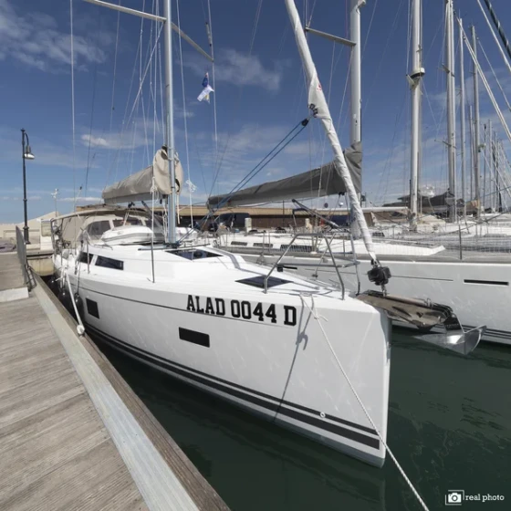 Hanse 388 - Boatscribe.com