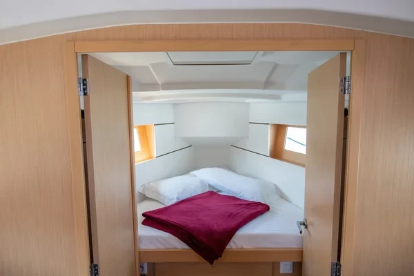 Oceanis 35.1 - Boatscribe.com