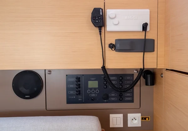 Oceanis 35.1 - Boatscribe.com