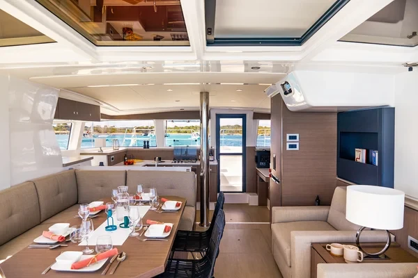 Bali 4.2 - Boatscribe.com