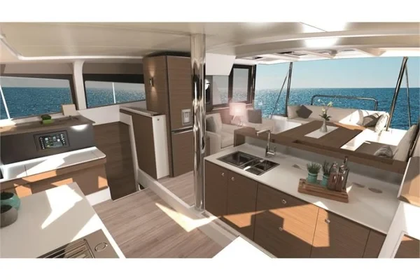 Bali 4.2 - Boatscribe.com