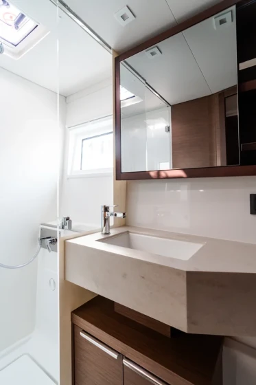 Lagoon 46 - Boatscribe.com