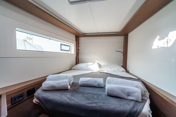 Lagoon 46 - Boatscribe.com