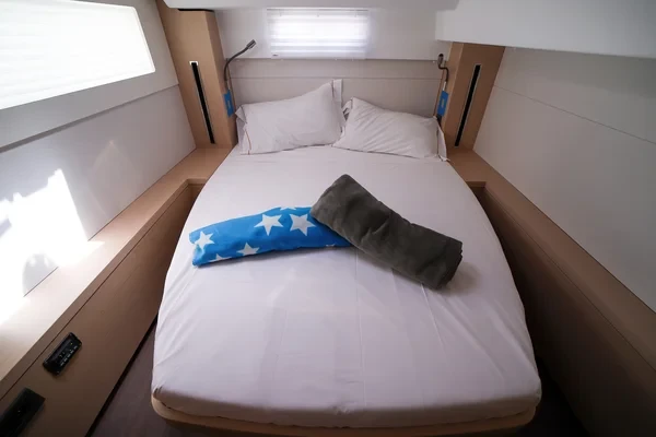 Lagoon 46 - Boatscribe.com