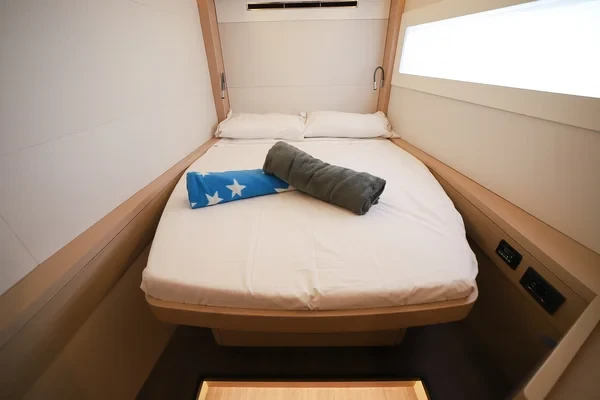 Lagoon 46 - Boatscribe.com