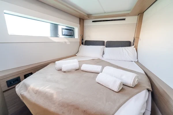 Lagoon 46 - Boatscribe.com