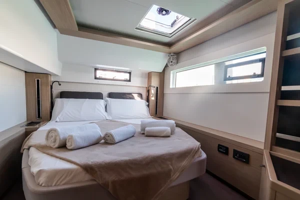 Lagoon 46 - Boatscribe.com