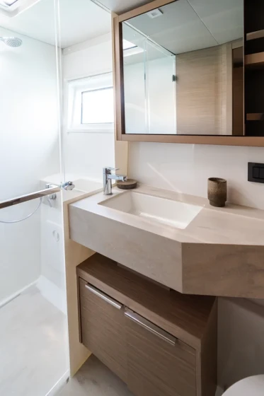 Lagoon 46 - Boatscribe.com