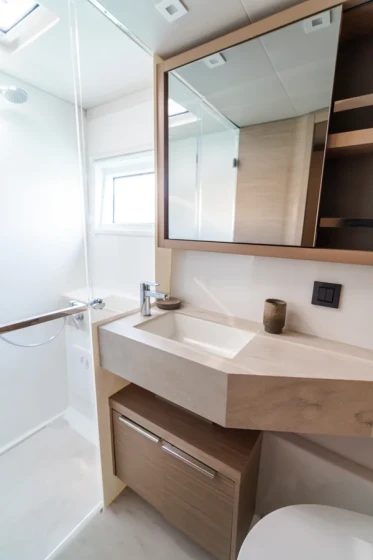 Lagoon 46 - Boatscribe.com