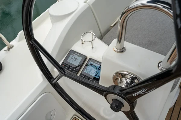 Oceanis 34.1 - Boatscribe.com