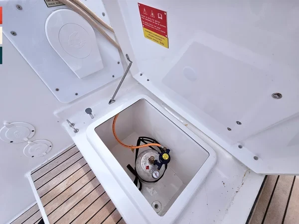 Dufour 470 - Boatscribe.com