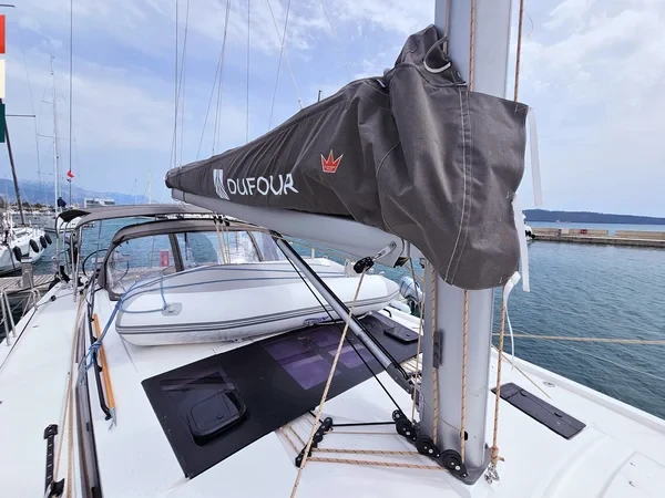 Dufour 470 - Boatscribe.com