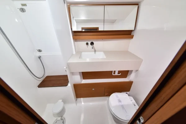 Dufour 470 - Boatscribe.com