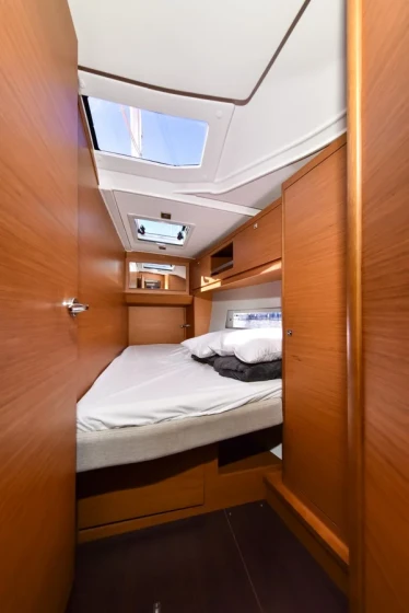 Dufour 470 - Boatscribe.com