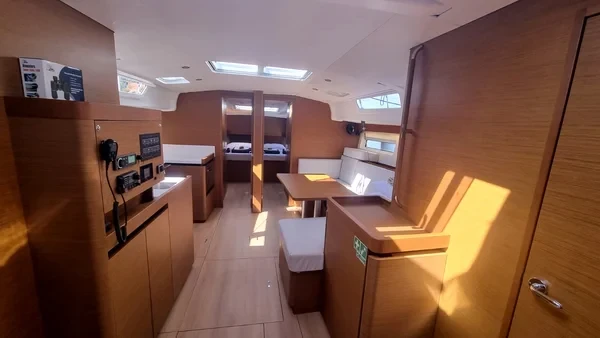 Sun Odyssey 490 - Boatscribe.com