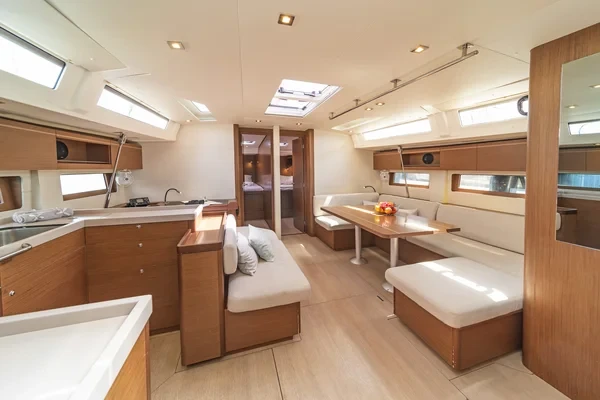 Oceanis 51.1 - Boatscribe.com