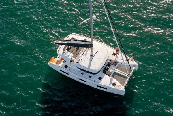 Lagoon 46 - Boatscribe.com