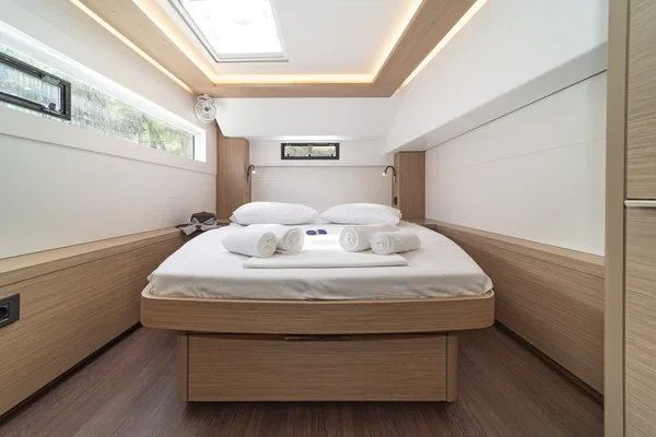 Lagoon 46 - Boatscribe.com