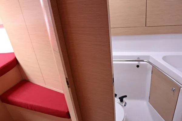 Elan 444 Impression - Boatscribe.com