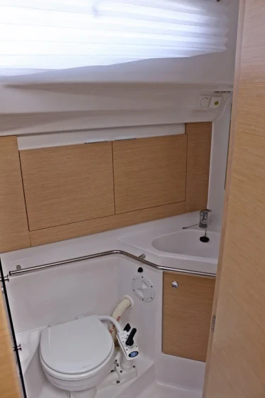 Elan 444 Impression - Boatscribe.com