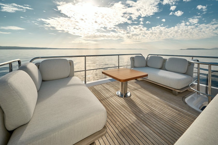 Azimut 55 - Boatscribe.com