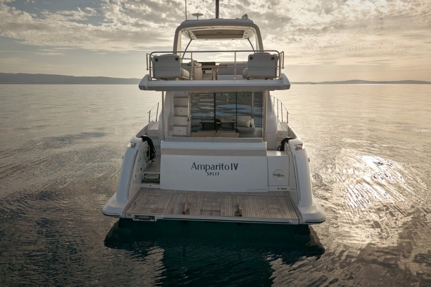 Azimut 55 - Boatscribe.com