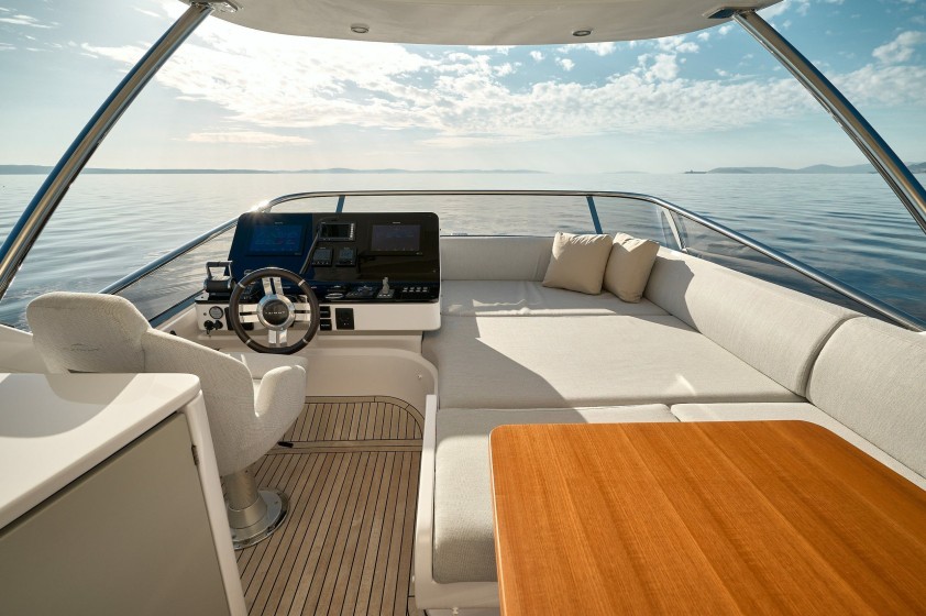 Azimut 55 - Boatscribe.com