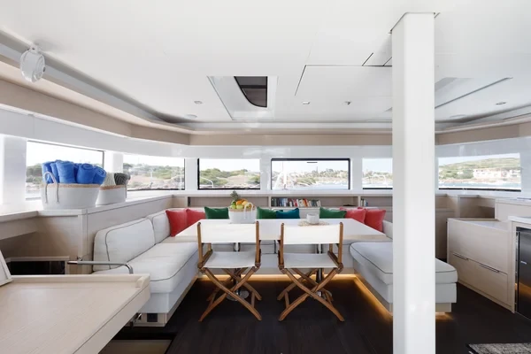 Lagoon 55 - Boatscribe.com