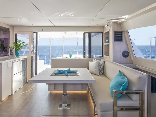 Leopard 43 PC - Boatscribe.com