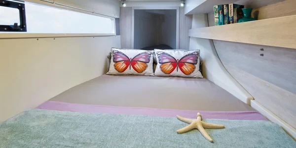 Leopard 43 PC - Boatscribe.com