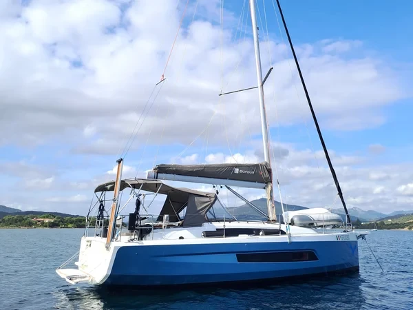 Dufour 37 - Boatscribe.com