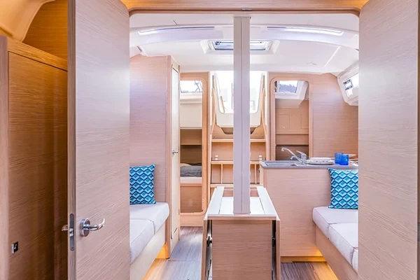 Dufour 37 - Boatscribe.com