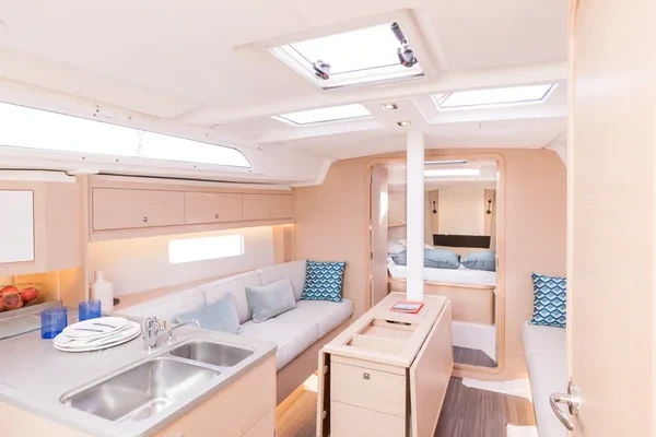 Dufour 37 - Boatscribe.com