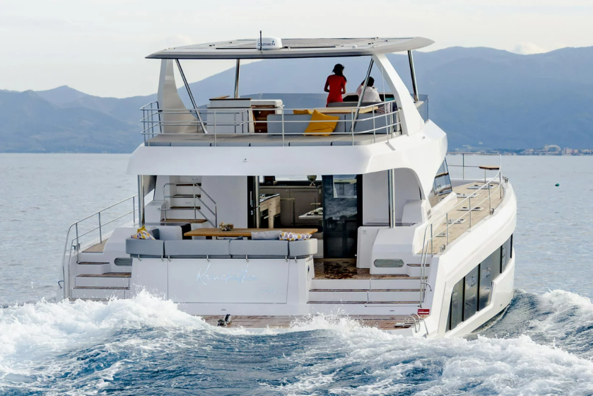 Aventura 50 MY - Boatscribe.com