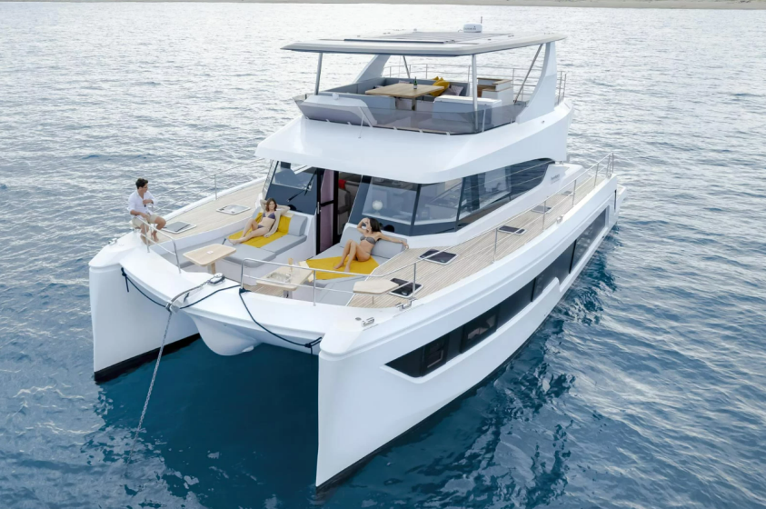 Aventura 50 MY - Boatscribe.com