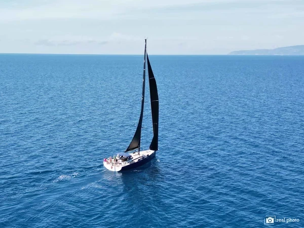 Solaris 55 - Boatscribe.com