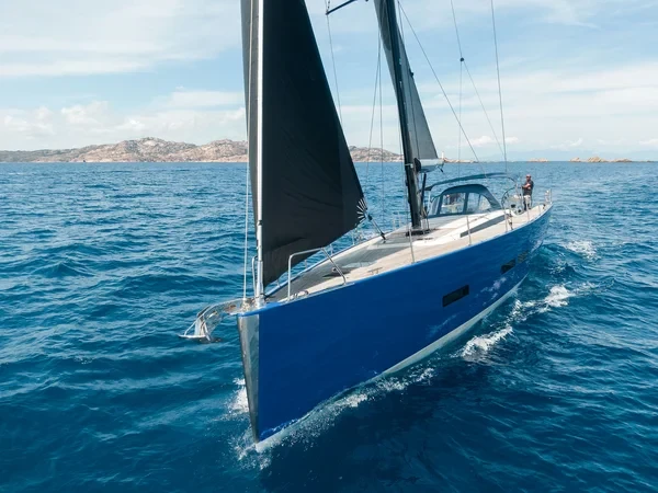 Solaris 55 - Boatscribe.com