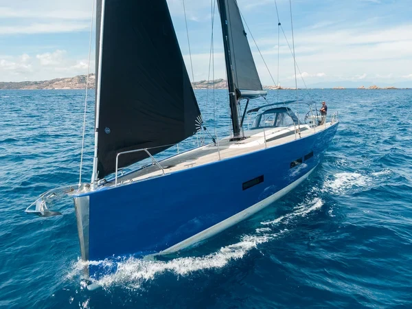 Solaris 55 - Boatscribe.com