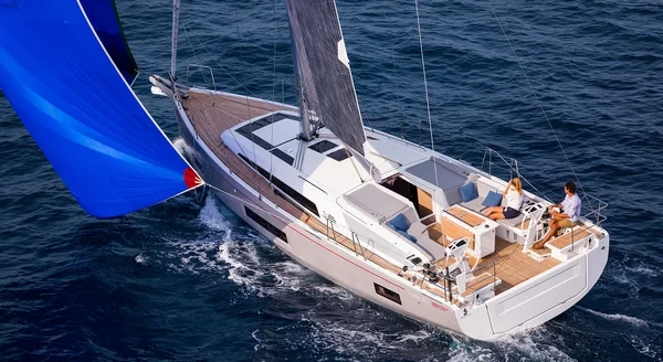 Oceanis 46.1 - Boatscribe.com